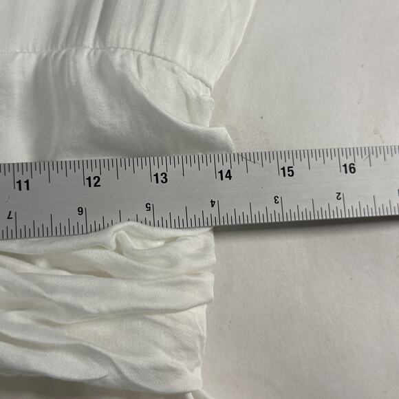 Coven and Co XL NEW Halo Gown Bump Friendly White Romantic Soft Flowy - Picture 12 of 15